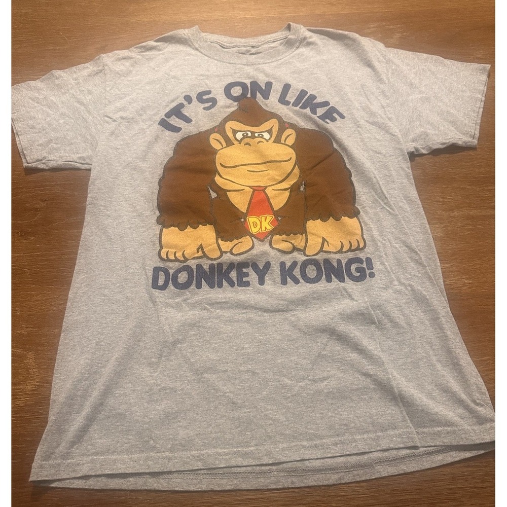 Its On Like Donkey Kong Shirt Mens M Nintendo Super Mario Gray Short Sleeve